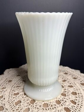 vintage E.O. Brody Co. milk glass vase
